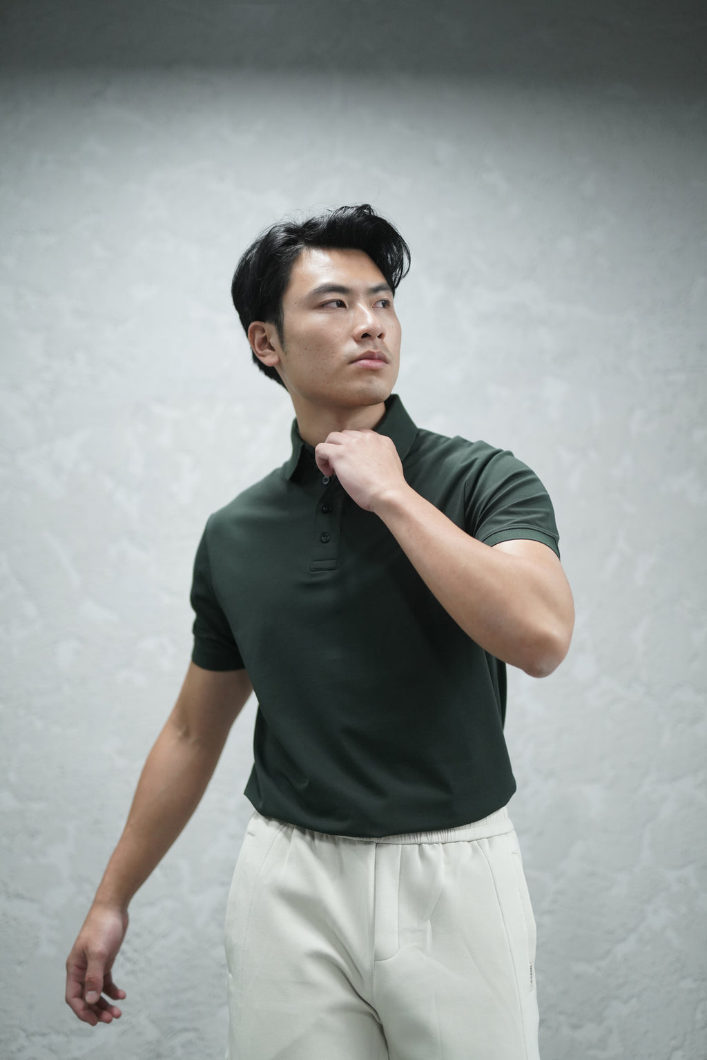 GREEN POLO SOLID T-SHIRT