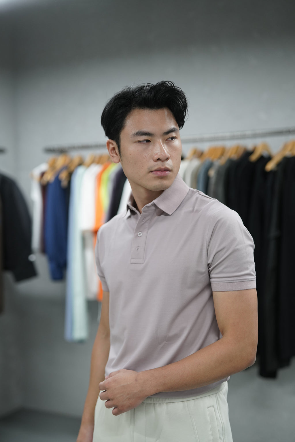 LIGHT PINK SOLID POLO T-SHIRT