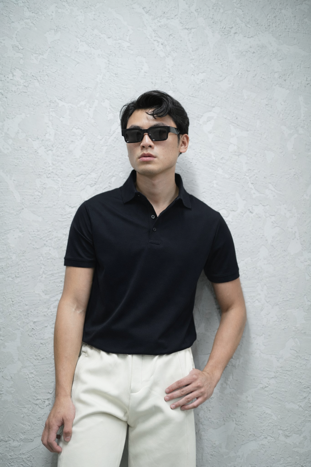 BLACK POLO T-SHIRT