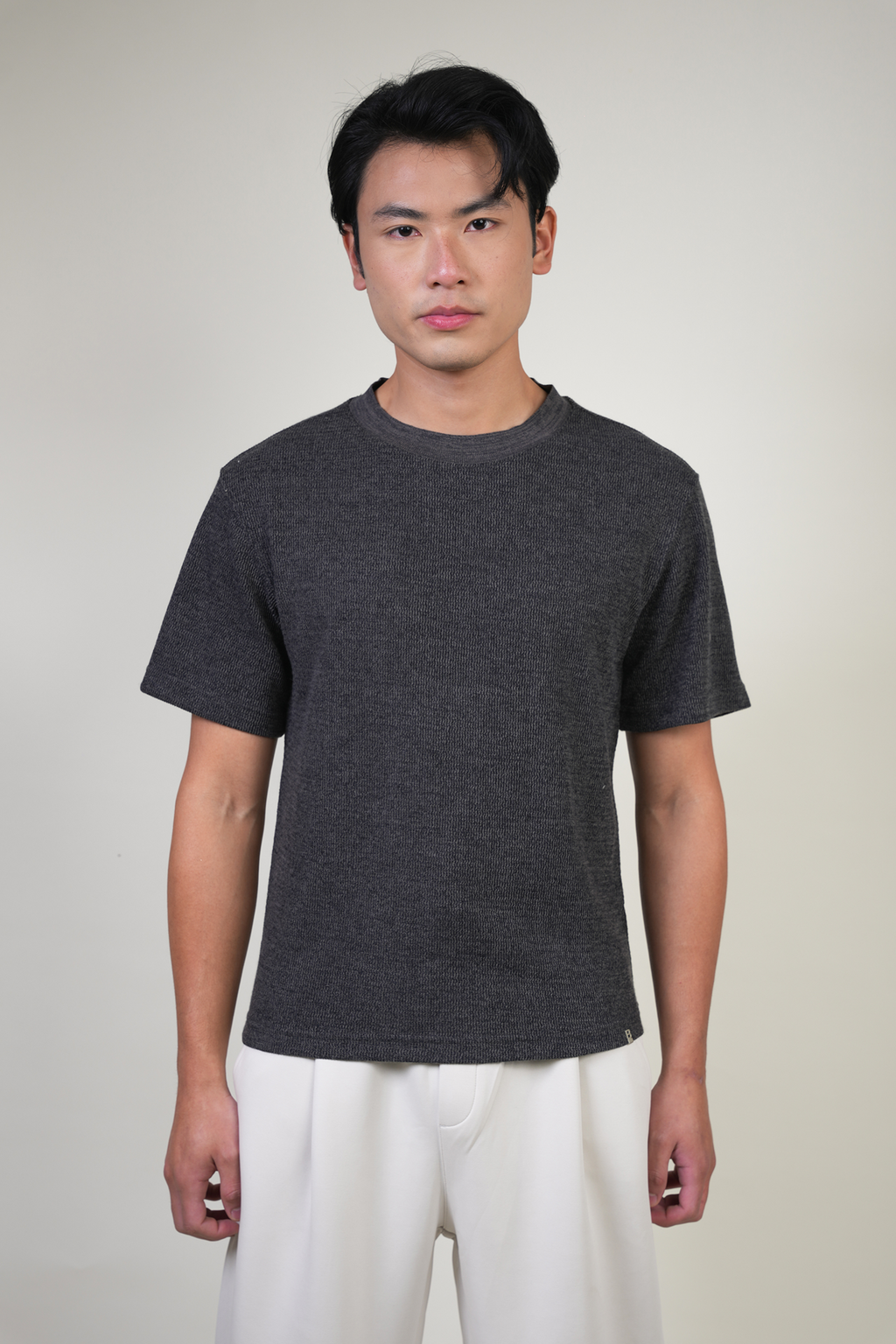 GRAY ROUND NECK