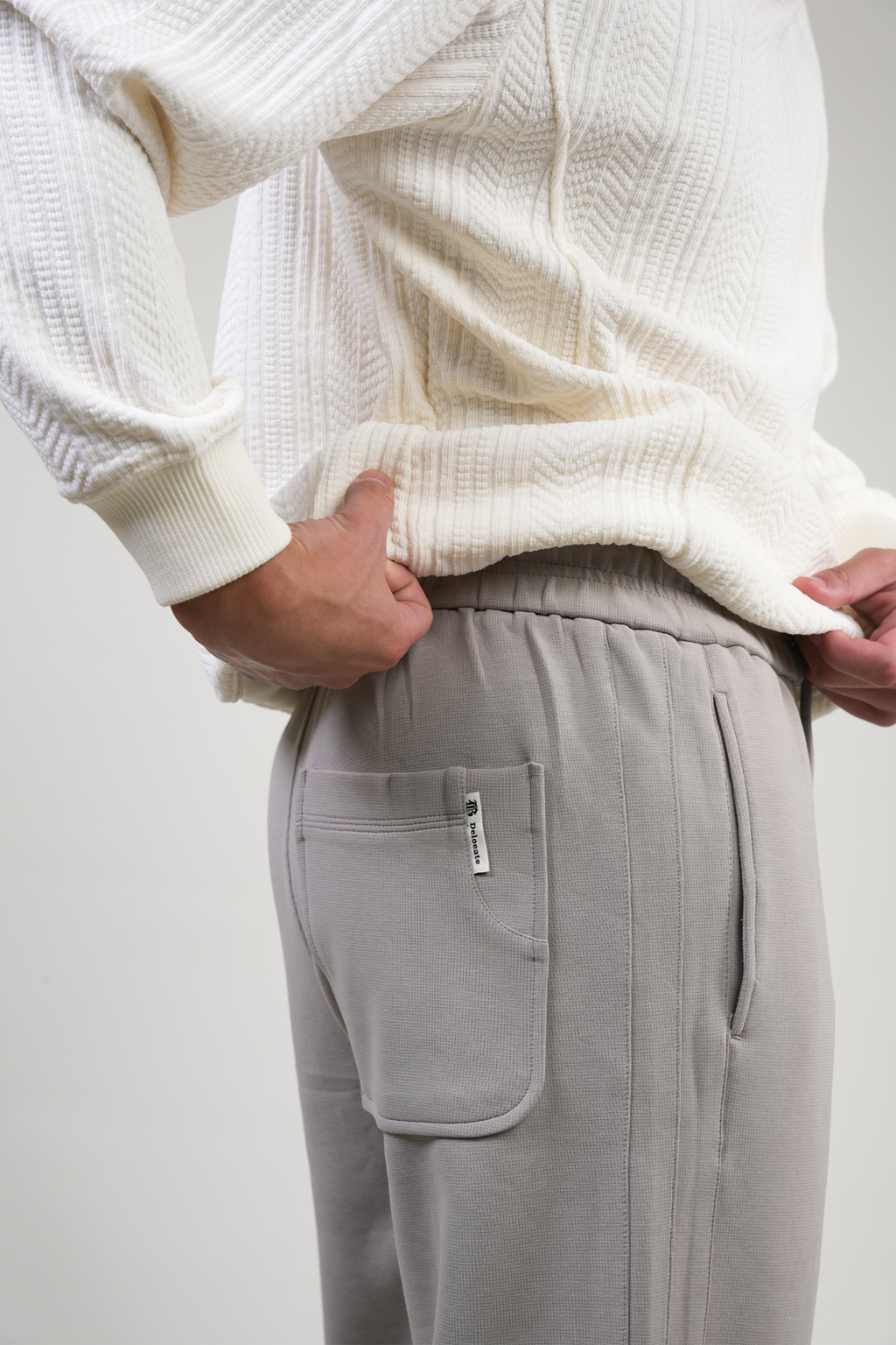 RELAXED-FIT GRAY STRAIGHT PANTS