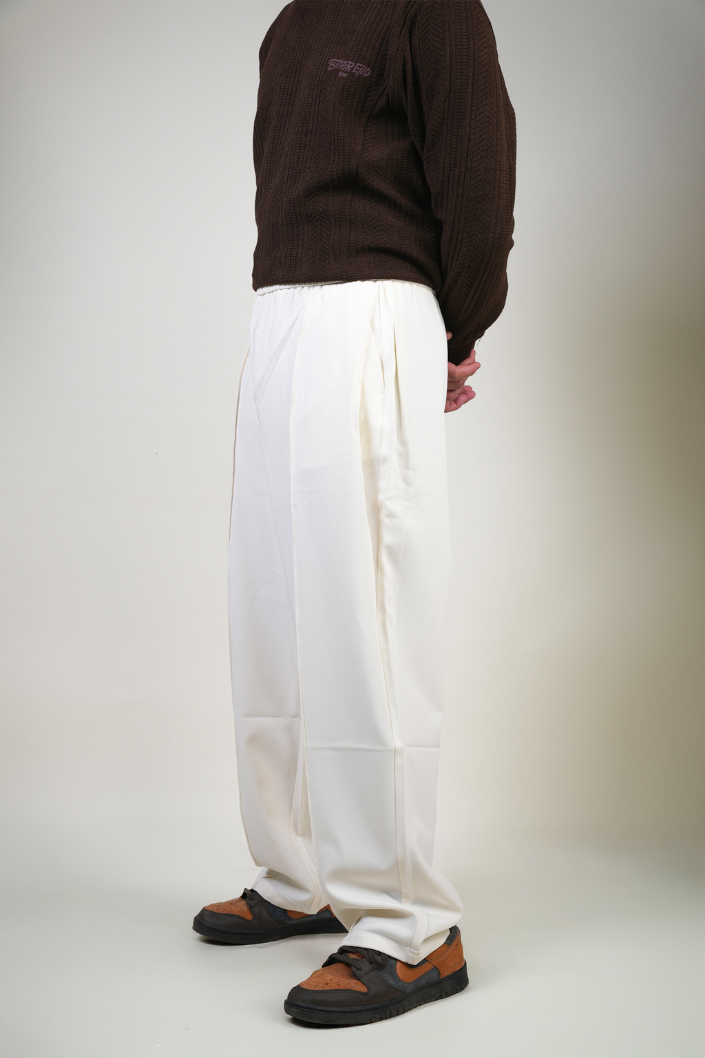 SOFT CREAM RELAXED DRAWSTRING PANTS